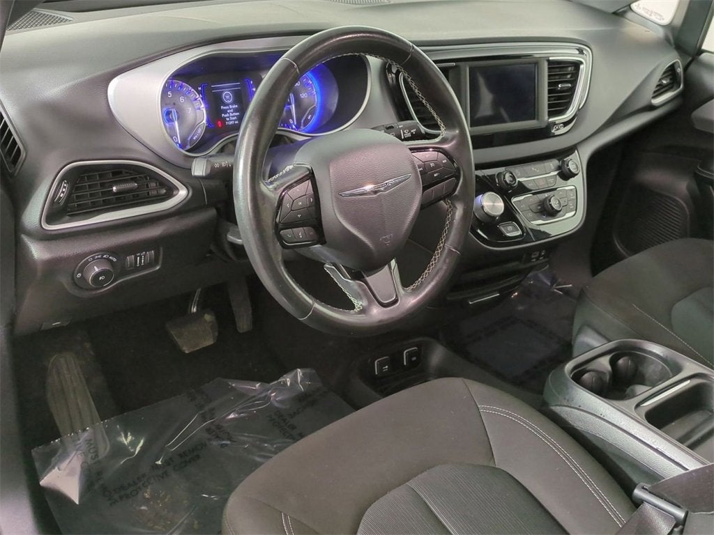 2020 Chrysler Pacifica Touring