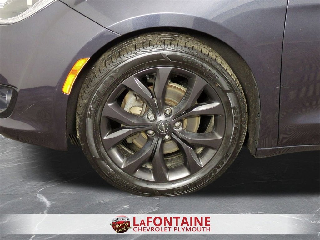 2020 Chrysler Pacifica Touring