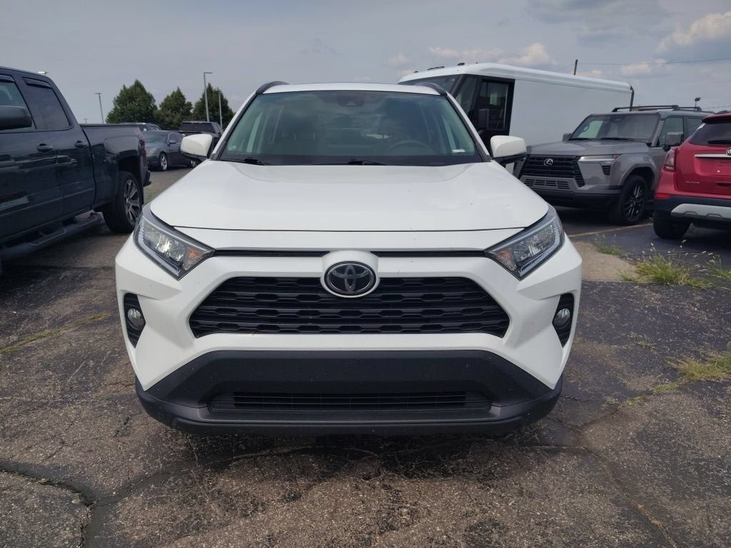2020 Toyota RAV4 XLE