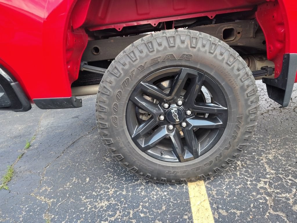 2022 Chevrolet Silverado 1500 Custom Trail Boss