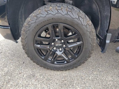 2024 Chevrolet Silverado 1500 Custom Trail Boss