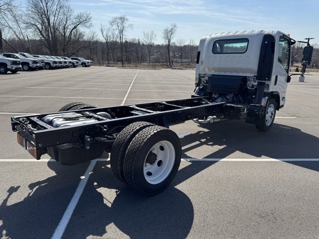 2024 Chevrolet Low Cab Forward 4500 Base