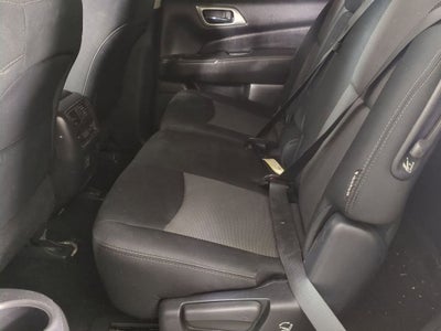 2018 Nissan Pathfinder SV