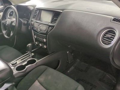 2018 Nissan Pathfinder SV