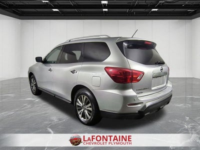 2018 Nissan Pathfinder SV