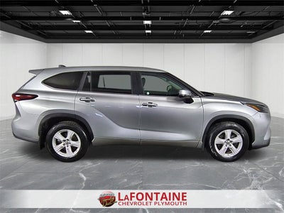 2024 Toyota Highlander LE