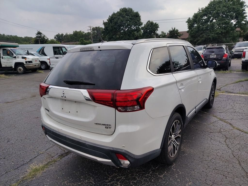 2016 Mitsubishi Outlander GT