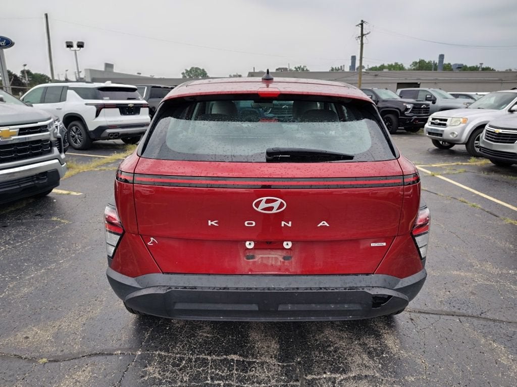 2024 Hyundai KONA Base
